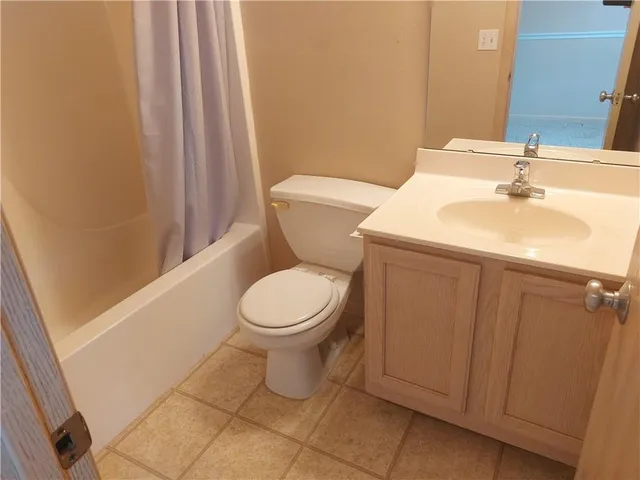 $189,900 | 8039 North Elmwood Avenue, Kansas City, MO 64119