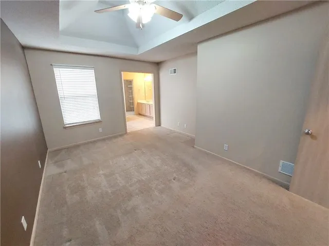 $189,900 | 8039 North Elmwood Avenue, Kansas City, MO 64119