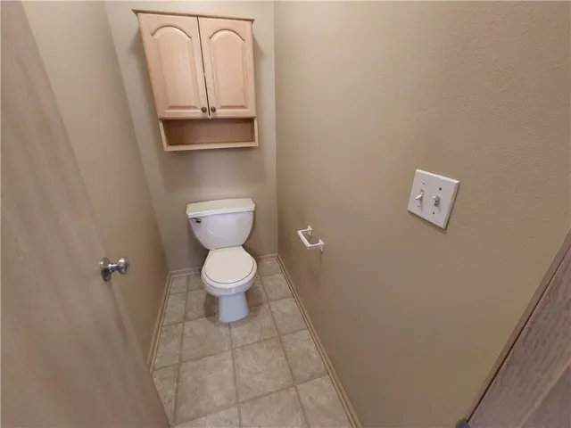 $189,900 | 8039 North Elmwood Avenue, Kansas City, MO 64119