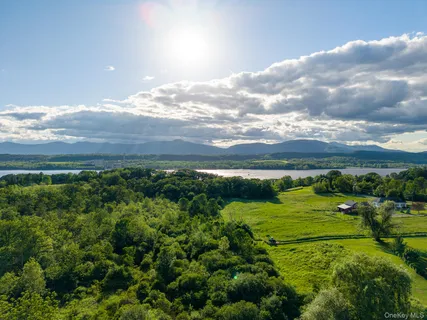 $749,000 | 4411 Highway 9G, Germantown, NY 12526