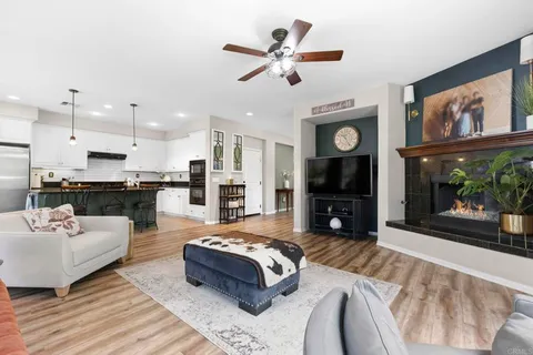 $1,698,900 | 4682 Meadow Drive, Carlsbad, CA 92010
