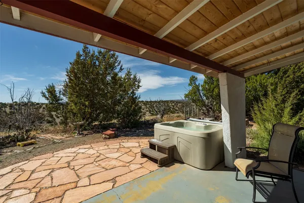 $249,000 | 6445 Vooscane Avenue, Cochiti Lake, NM 87083