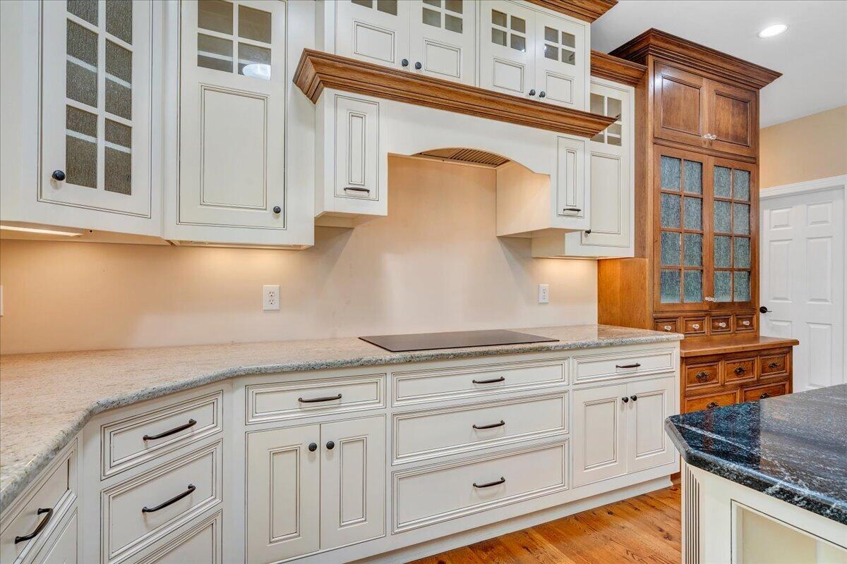 2250 Lovely Valley Road Wirtz, VA 24184 - Photo 29 of 128 029-MIB05456