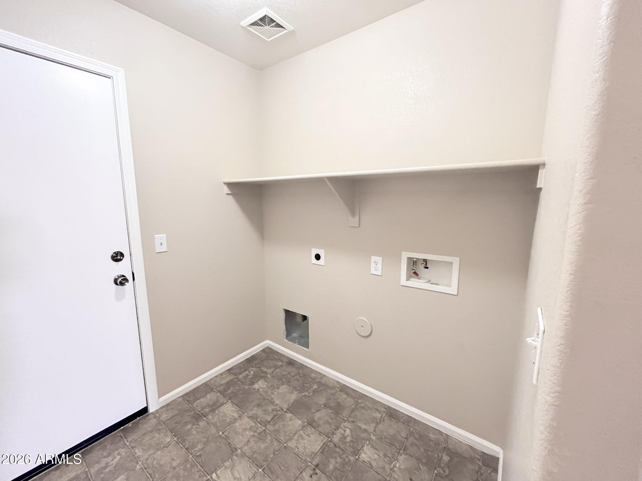 22693 North Davis Way Maricopa, AZ 85138 - Photo 16 of 33 15-22693(31)