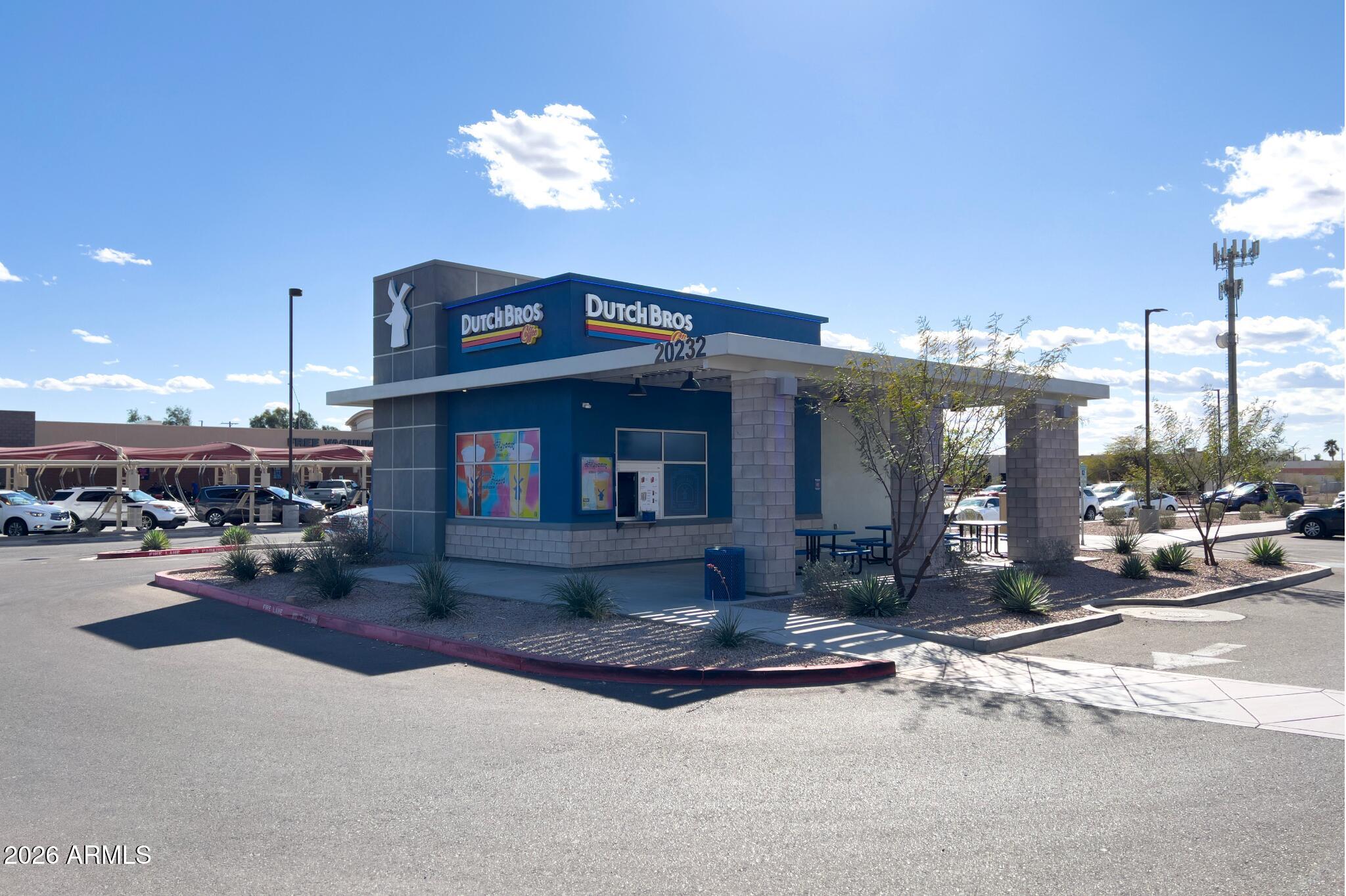 22693 North Davis Way Maricopa, AZ 85138 - Photo 30 of 33 31