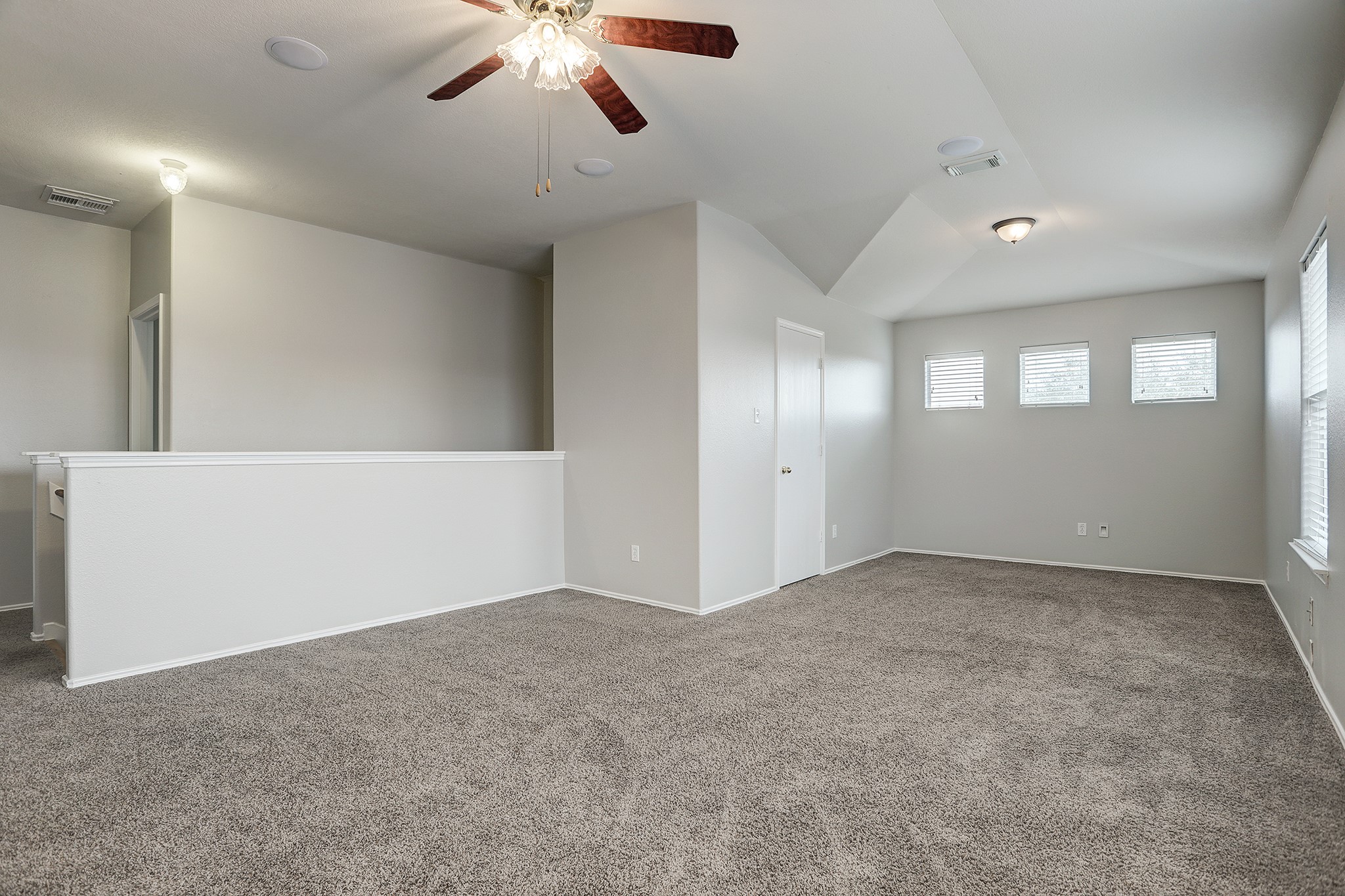 223 Sunset Colony Drive Rosharon, TX 77583 - Photo 27 of 45 Plenty of windows to let in more lighting.