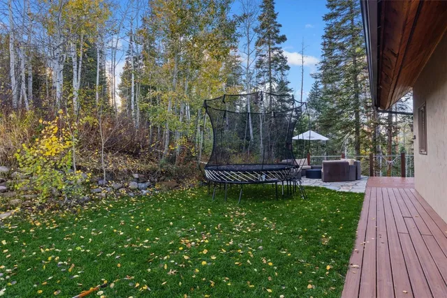 a view of an outdoor sitting area with furniture