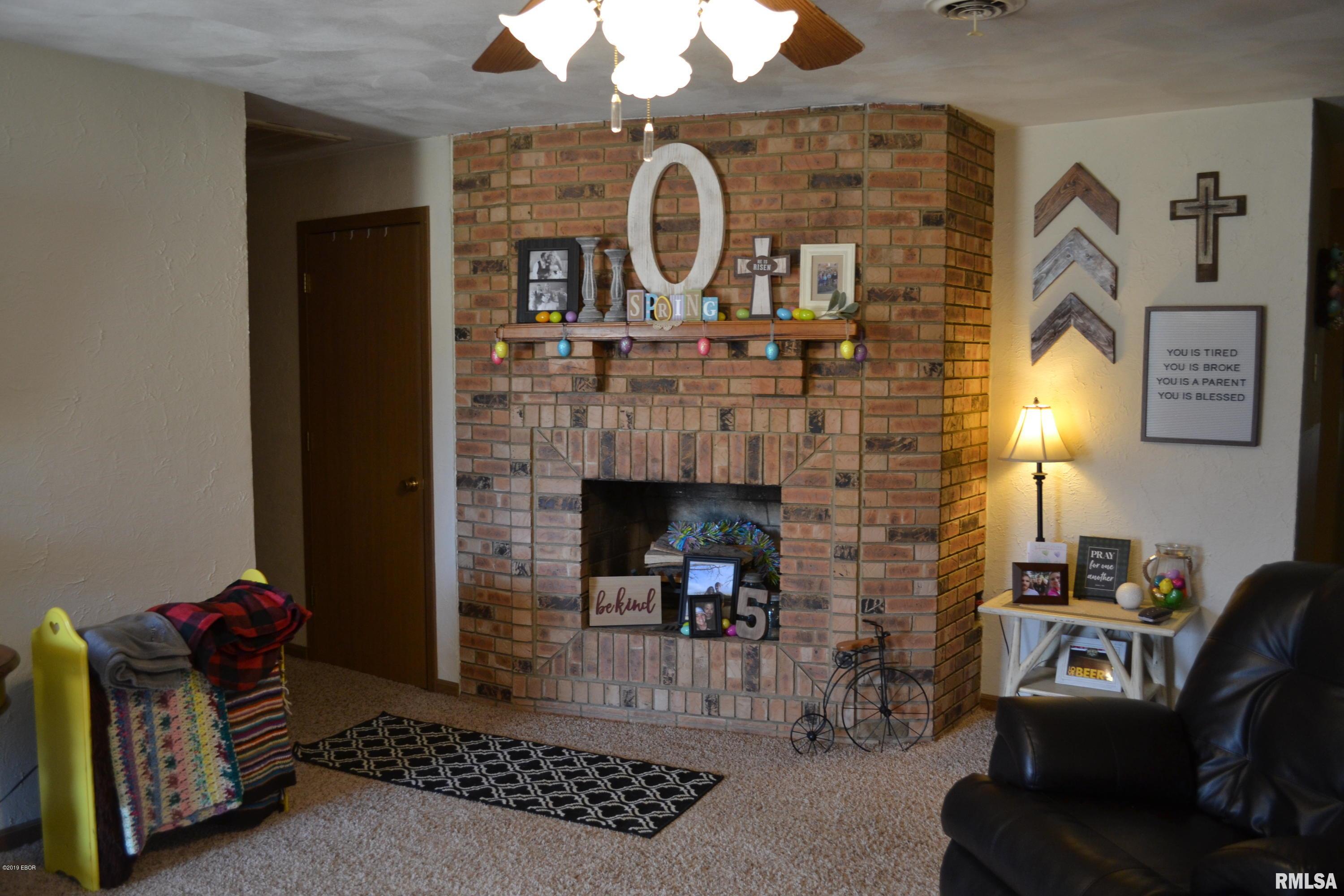 1711 Ullman Road Centralia, IL 62801 - Photo 5 of 17