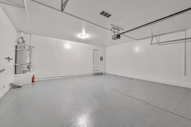 a view of a basket ball court