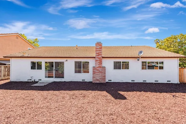 front view of house with a yard