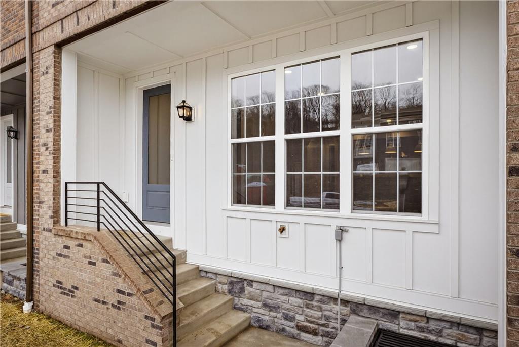 4022 Cottage Way Bridgeville, PA 15017 - Photo 3 of 47