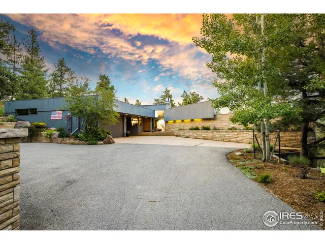 $2,995,000 | 271 Anemone Lane, Boulder, CO 80302