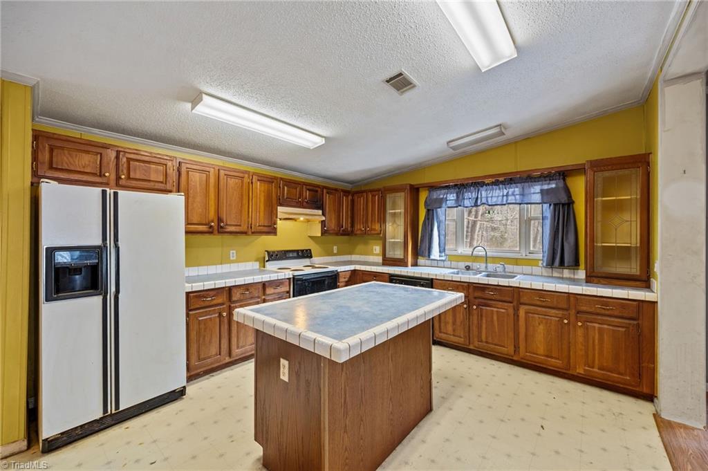 4617 Sams Road Mebane, NC 27302 - Photo 12 of 34