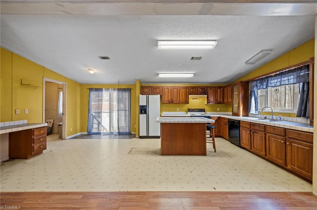 4617 Sams Road Mebane, NC 27302 - Photo 13 of 34