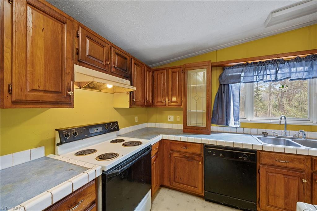 4617 Sams Road Mebane, NC 27302 - Photo 15 of 34
