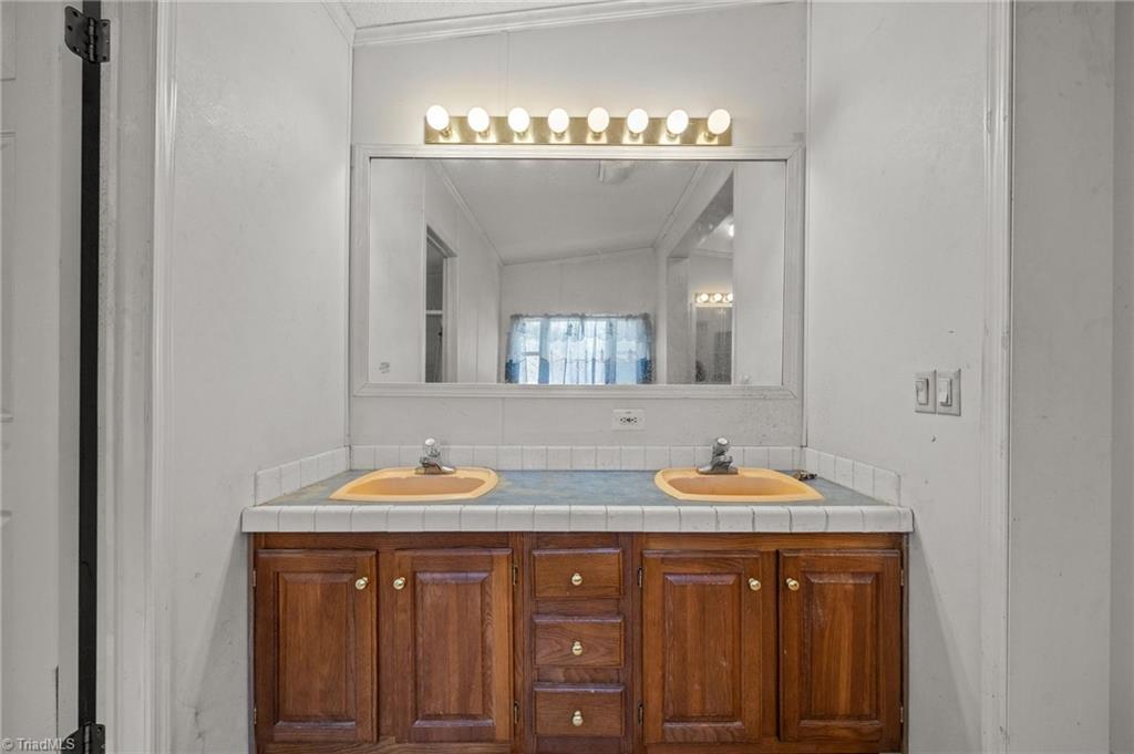 4617 Sams Road Mebane, NC 27302 - Photo 20 of 34