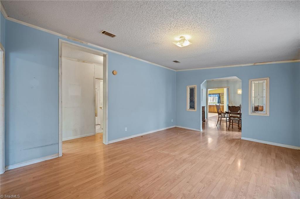 4617 Sams Road Mebane, NC 27302 - Photo 3 of 34