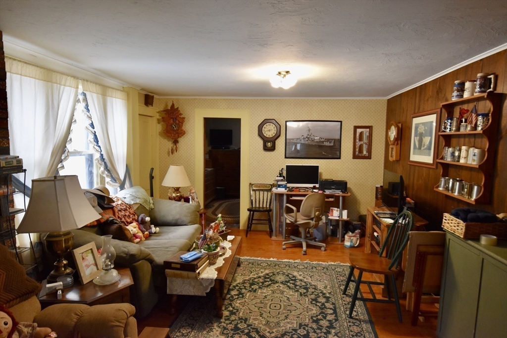 30 Carpenter Hill Road Charlton, MA 01507 - Photo 4 of 27 Gallery Image 4