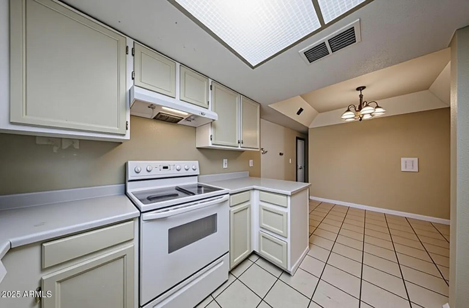 1905 East University Drive, Unit 270 Tempe, AZ 85288 - Photo 5 of 12 IMG_1474