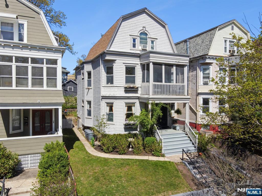 194 Hillside Avenue Glen Ridge, NJ 07028 - Photo 1 of 43