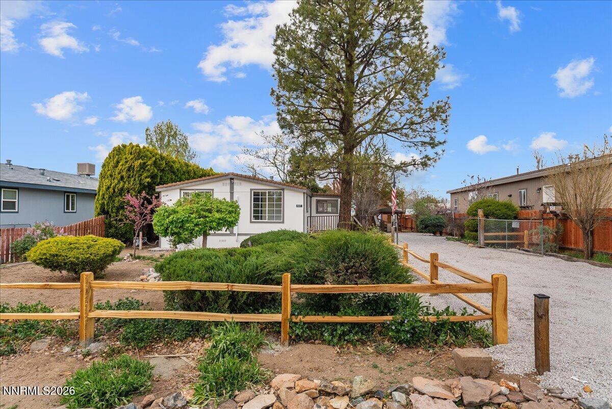 02-287 Aristocrat Way Reno NV 89506 (2 o