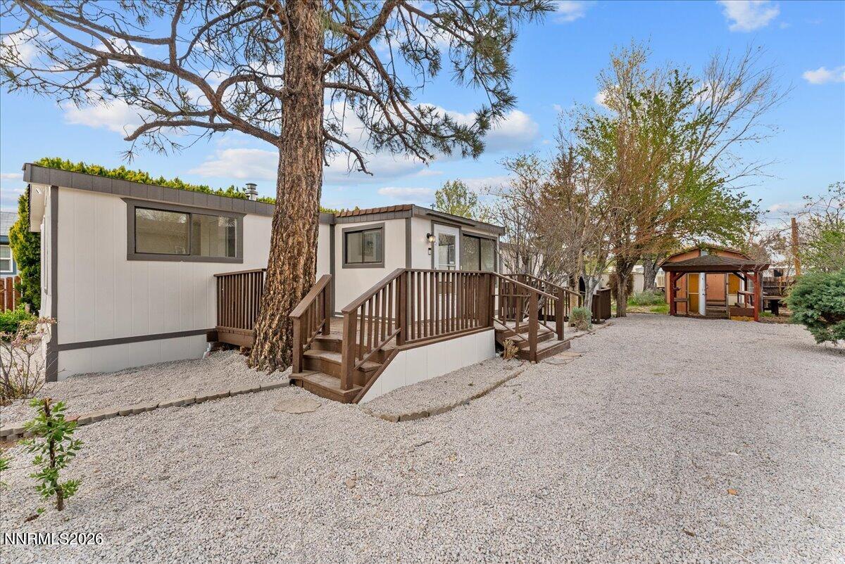 05-287 Aristocrat Way Reno NV 89506 (4 o