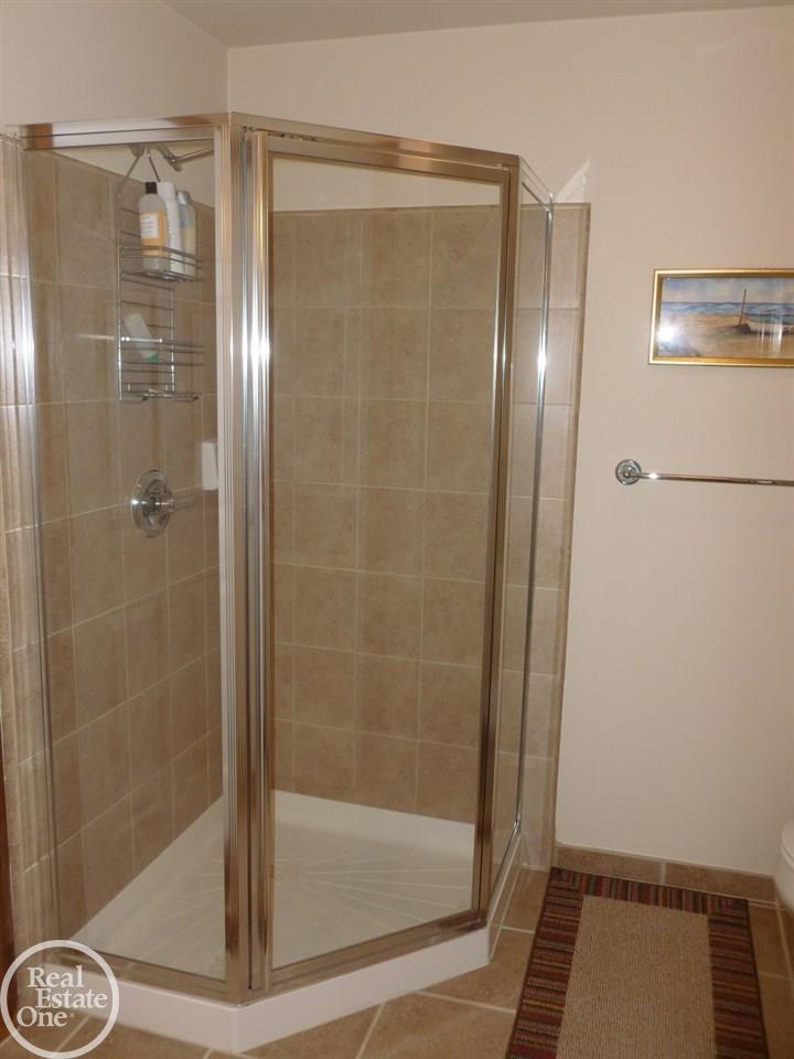 1901 Grayslake Drive Rochester Hills, MI 48306 - Photo 40 of 45
