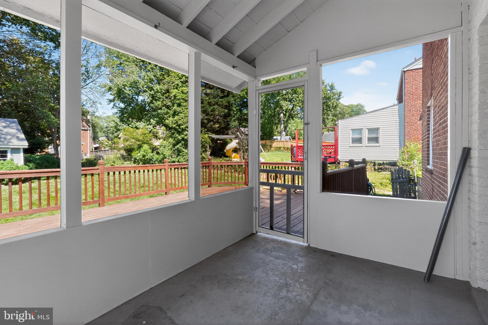 2713 Arcola Avenue Silver Spring, MD 20902 - Photo 16 of 18