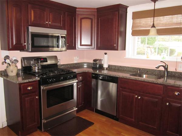 66 Canterbury Road Waltham, MA 02453 - Photo 6 of 11 Gallery Image 6