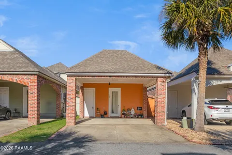 $232,000 | 122 Coconut Grove Circle, Lafayette, LA 70508