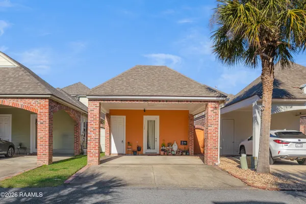 $232,000 | 122 Coconut Grove Circle, Lafayette, LA 70508