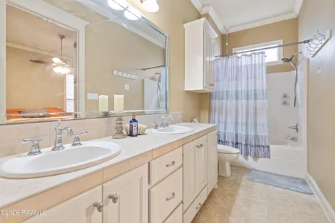 $232,000 | 122 Coconut Grove Circle, Lafayette, LA 70508