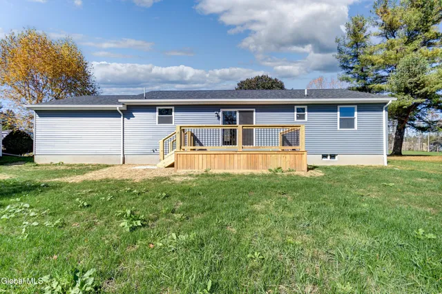 $329,000 | 264 County Highway, Gloversville, NY 12078