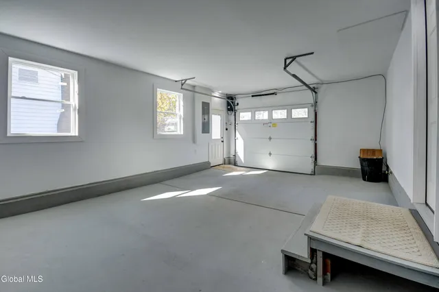 $329,000 | 264 County Highway, Gloversville, NY 12078