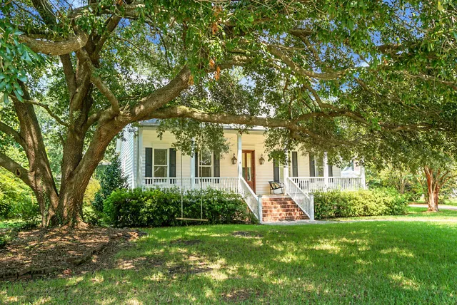 $500,000 | 130 Land O Pines Circle, Moncks Corner, SC 29461