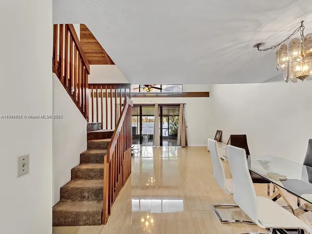 a view of entryway and hall