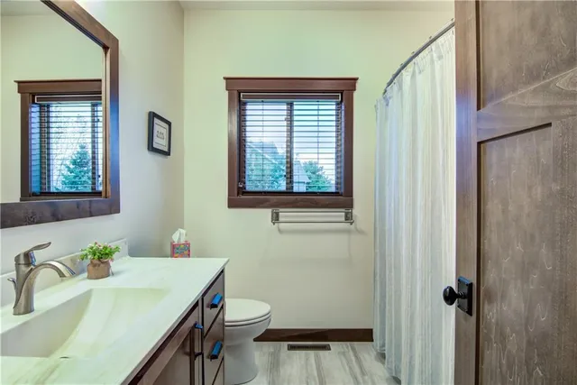 $649,900 | 10012 162nd Street, Chippewa Falls, WI 54729