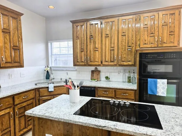 $2,400 | 9614 Heartstone Lane, Rowlett, TX 75087