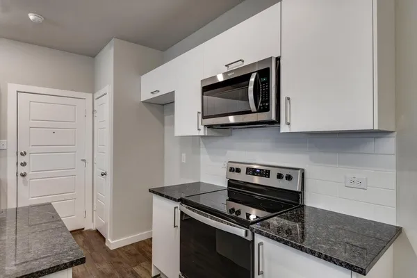 $1,950 | 748 Wheatfield Drive, Venus, TX 76084