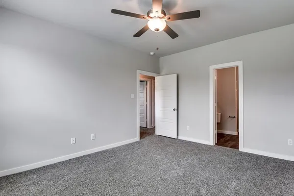 $1,950 | 748 Wheatfield Drive, Venus, TX 76084