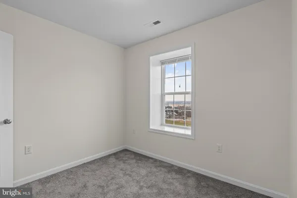 $1,906 | 76 Brookside Avenue, Hanover, PA 17331