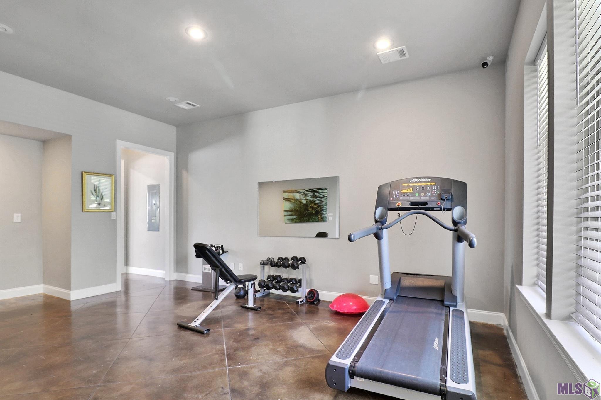 2120 Shadowbrook Drive Baton Rouge, LA 70816 - Photo 27 of 38 Subdivision Amenities