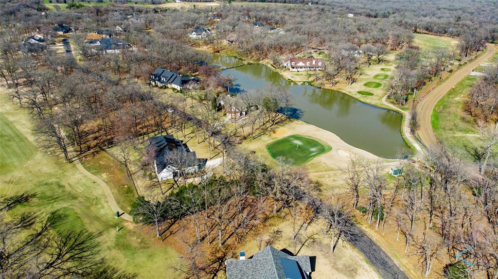 237 Colonial Drive Mabank, TX 75156 - Photo 4 of 20 a picture of lake view