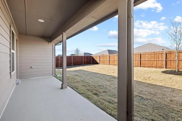 $2,395 | 16425 Rosella Lane, Justin, TX 76247