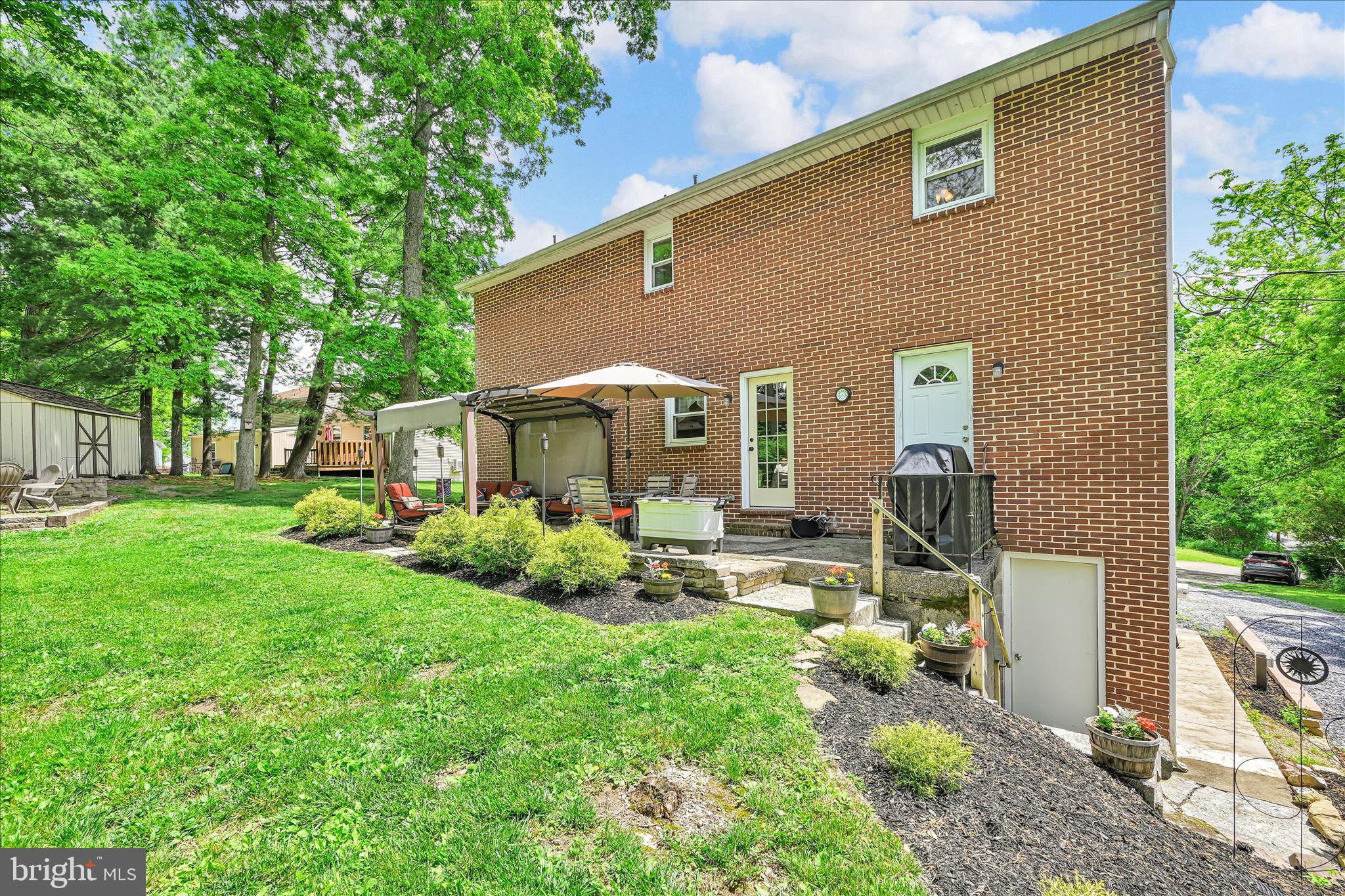 253 Piketown Road Harrisburg, PA 17112 - Photo 34 of 43 Exterior Back