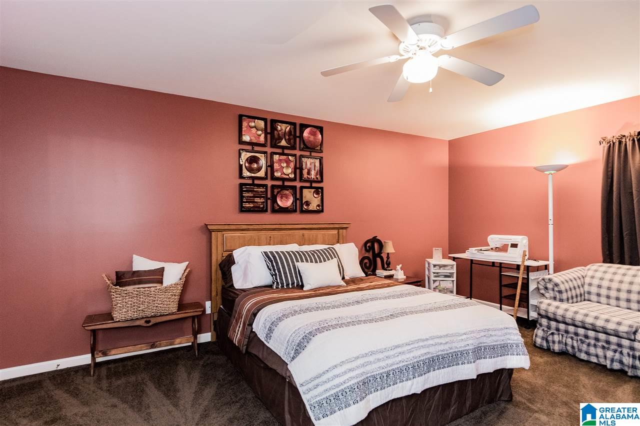 105 Amanda Place Pelham, AL 35124 - Photo 26 of 33