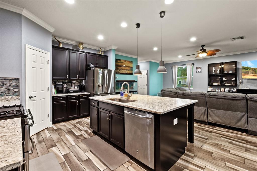 7502 Sea Lilly Court Apollo Beach, FL 33572 - Photo 14 of 52
