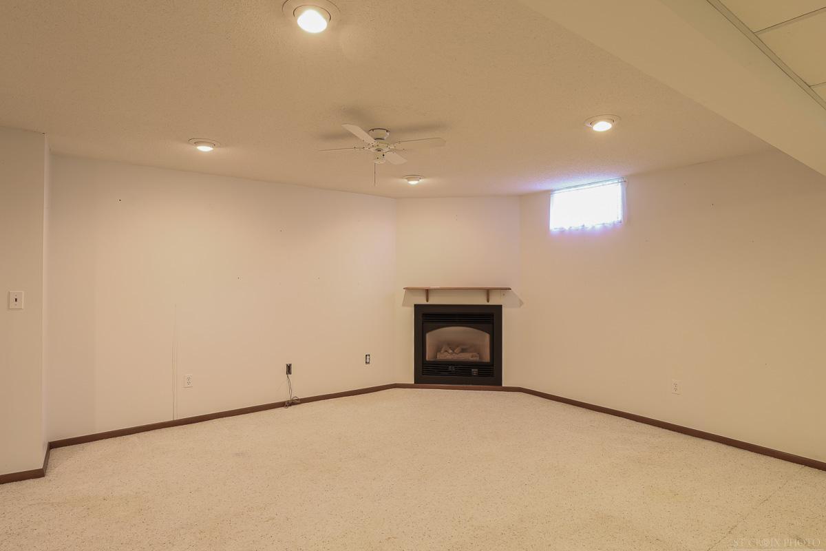 1470 5th Avenue Baldwin, WI 54002 - Photo 17 of 24