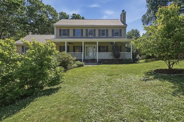 $950,000 | 2 Towne Hill Road, Haverhill, MA 01835