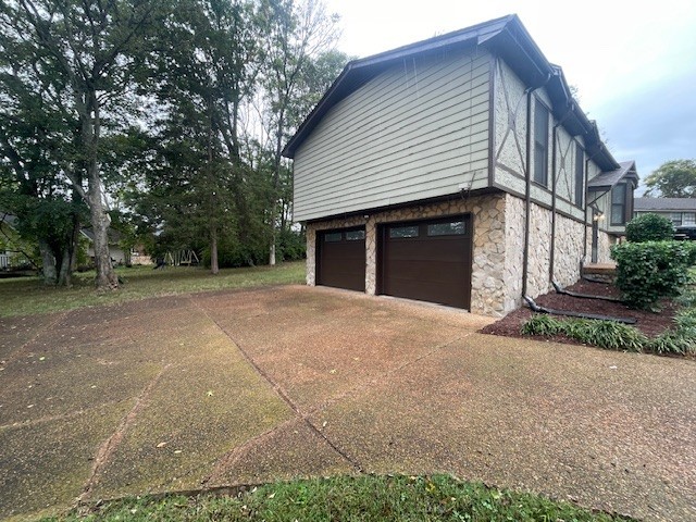 905 Lenora Court Nashville, TN 37217 - Photo 2 of 21 a view of a house with a yard